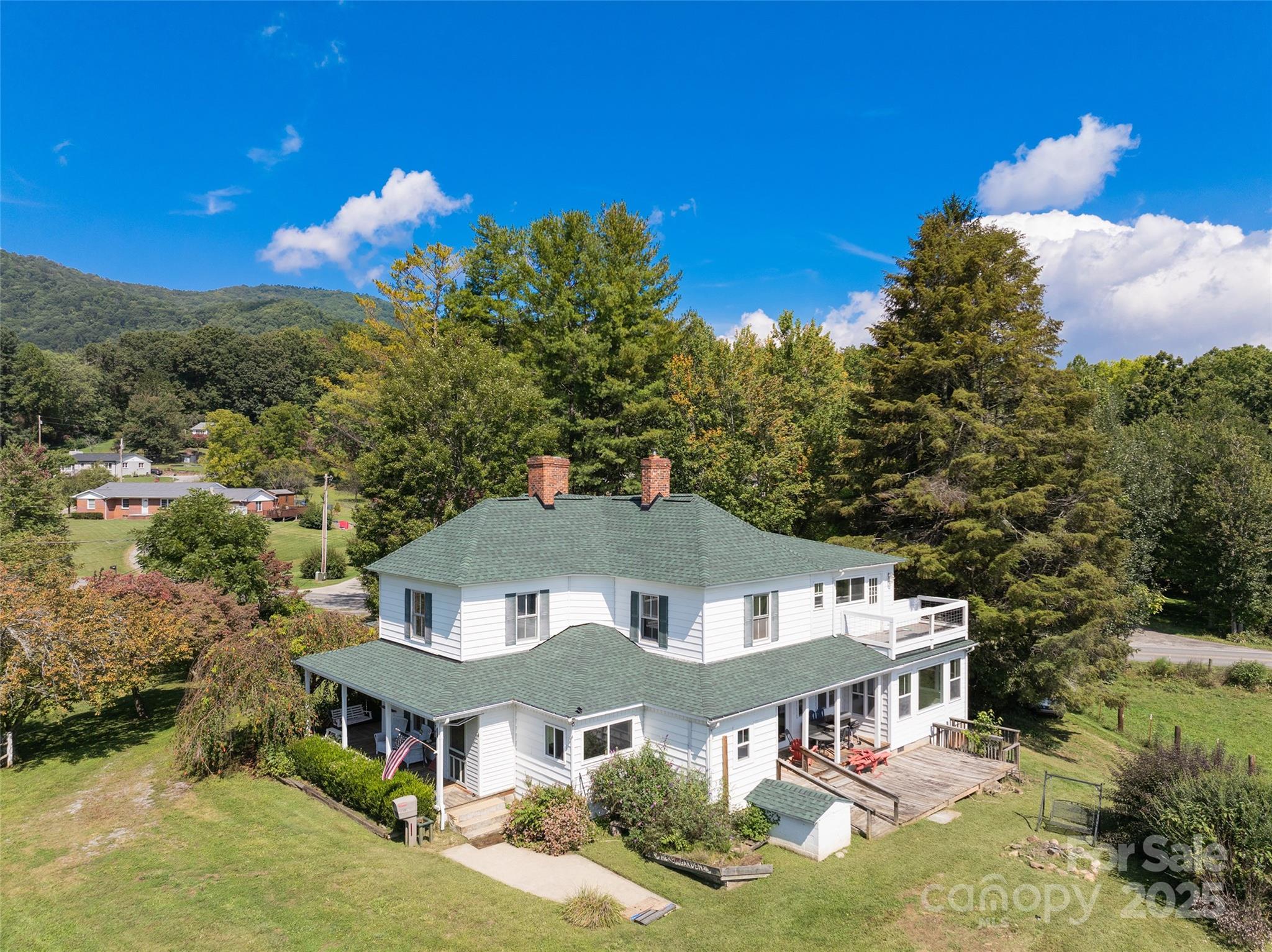 4912 Pigeon Road Waynesville NC 28786