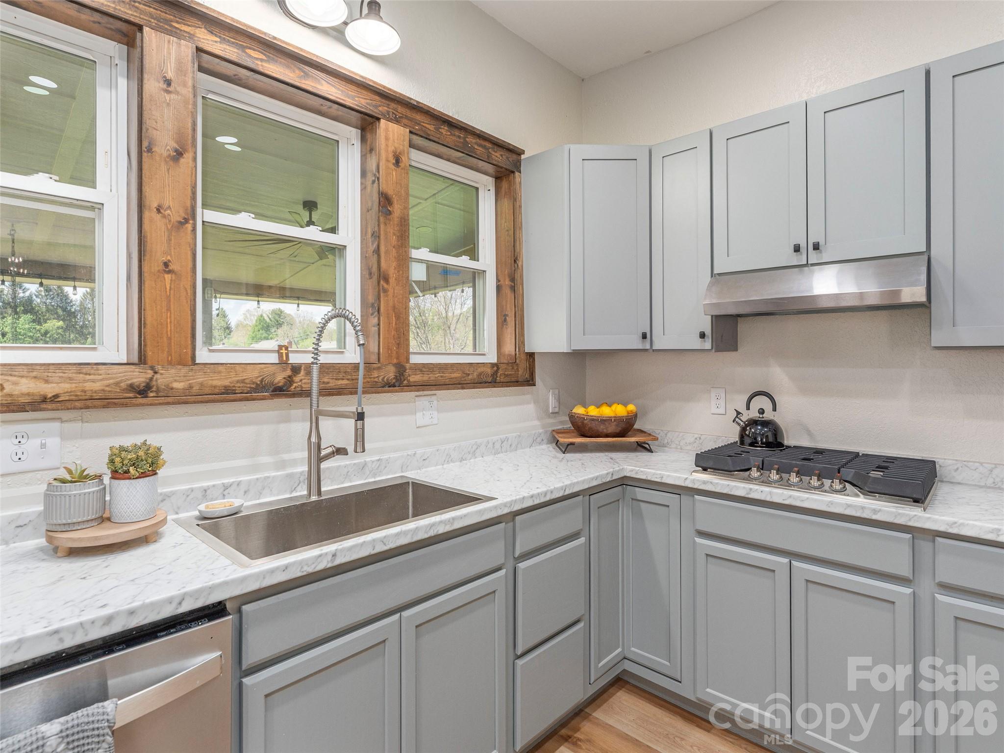 274 Charles Street Clyde NC 28721