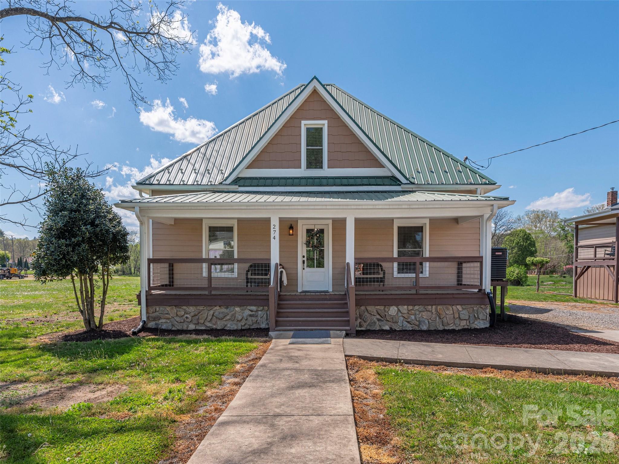 274 Charles Street Clyde NC 28721