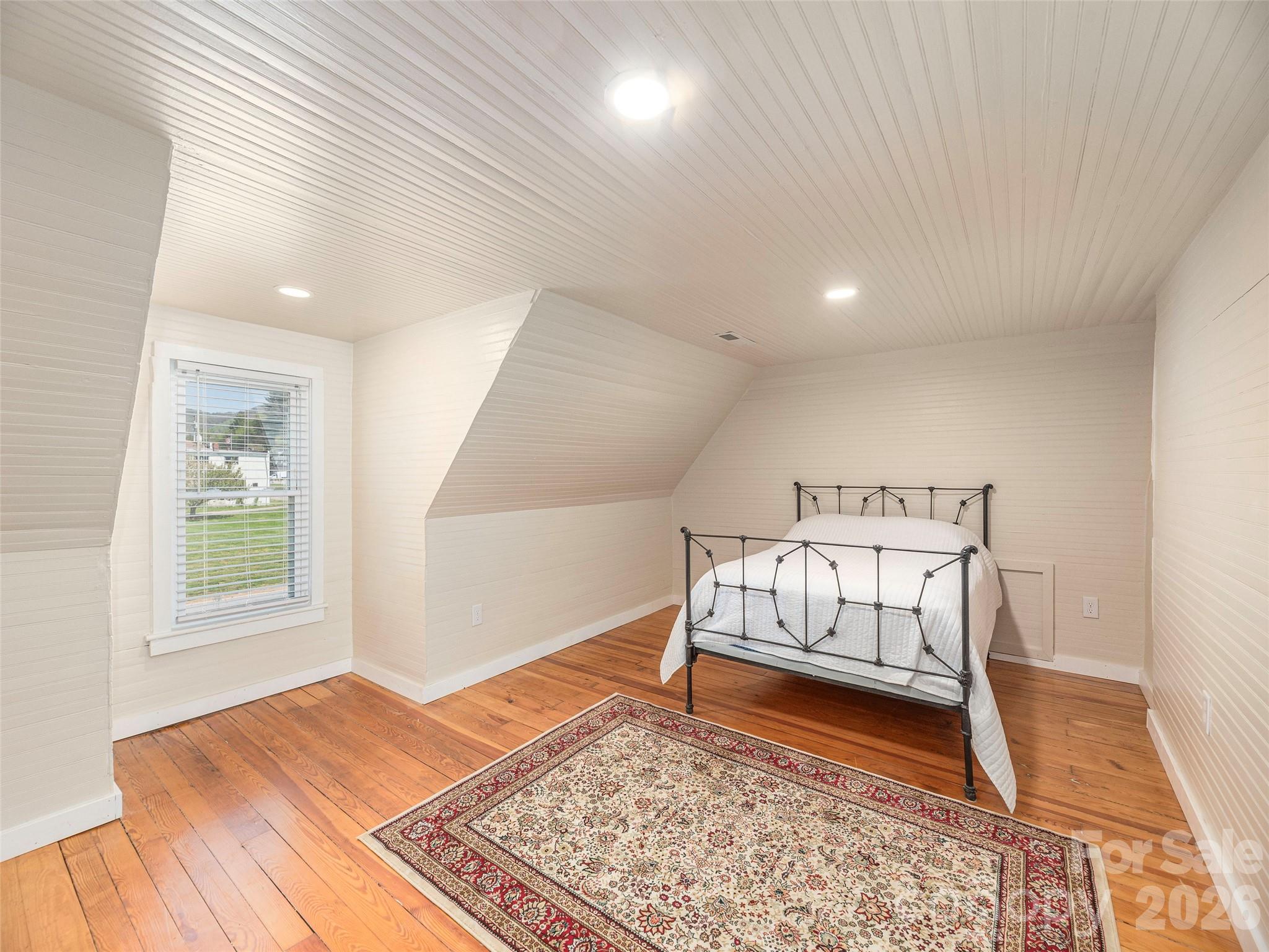 274 Charles Street Clyde NC 28721