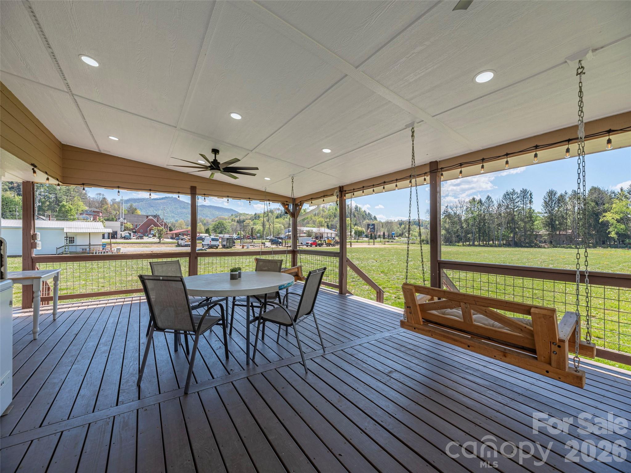 274 Charles Street Clyde NC 28721