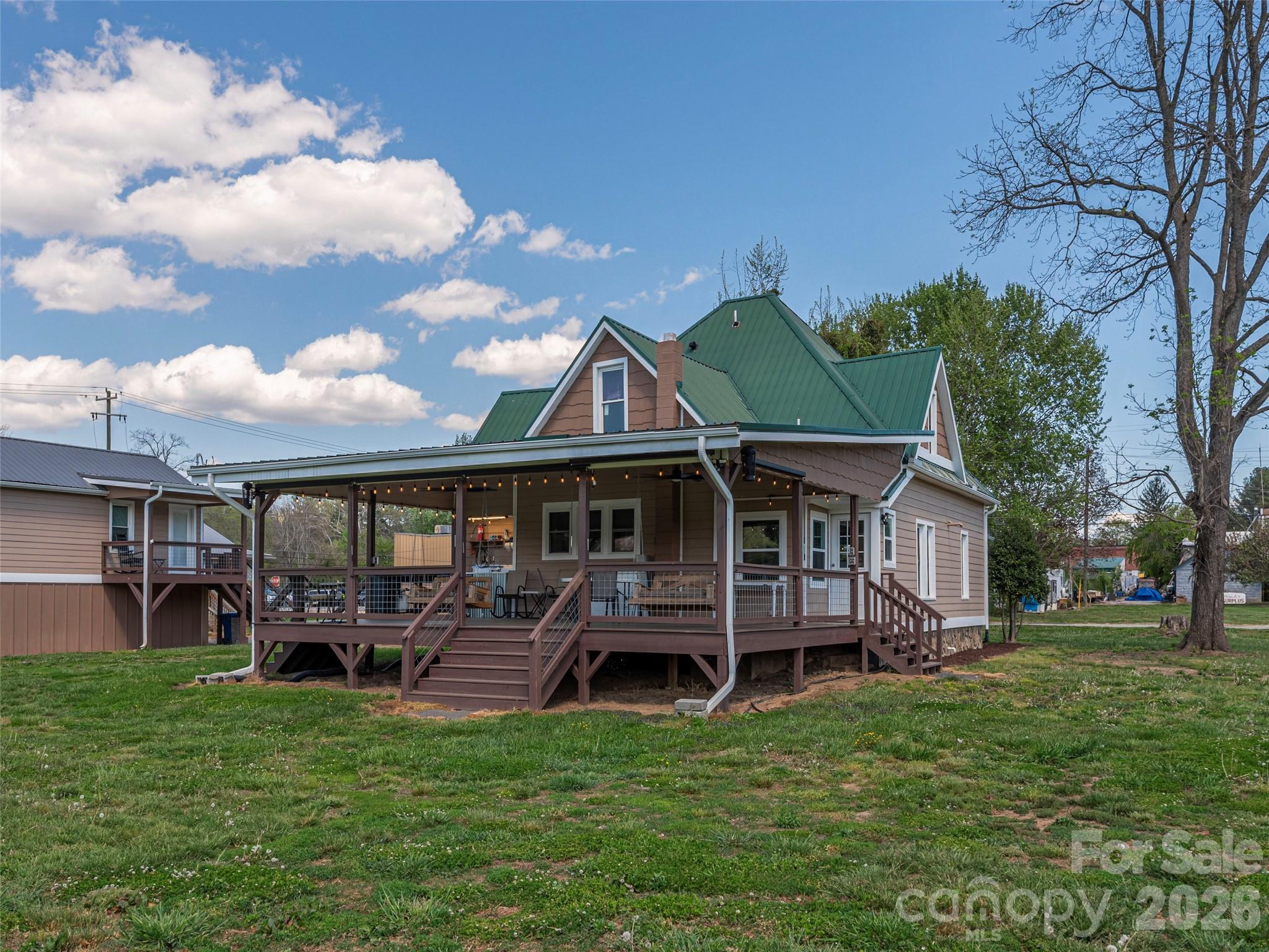 274 Charles Street Clyde NC 28721