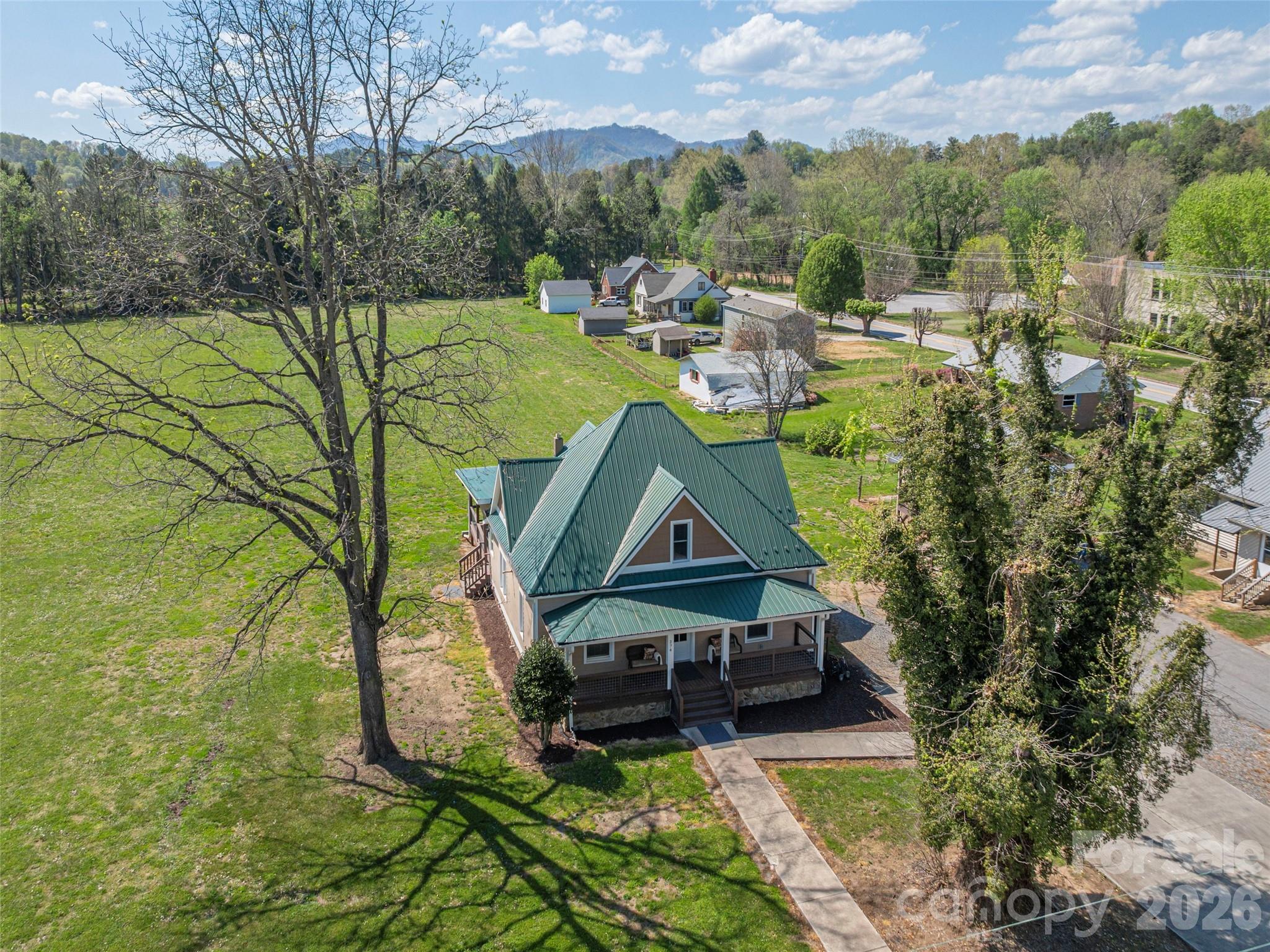 274 Charles Street Clyde NC 28721