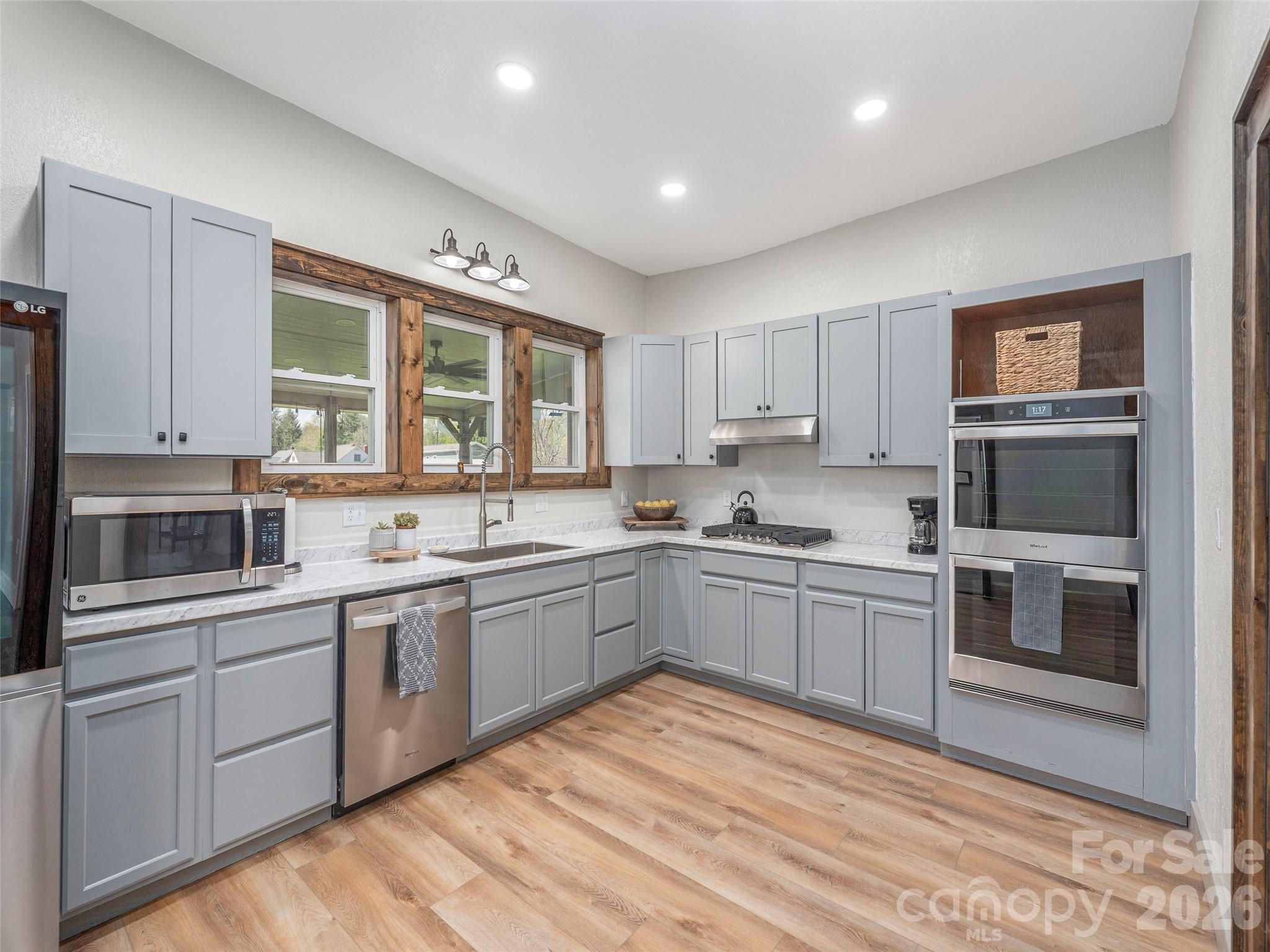 274 Charles Street Clyde NC 28721