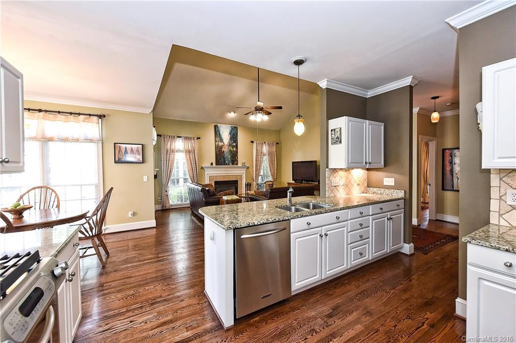 7104 Prescott Pond Lane Charlotte NC 28270