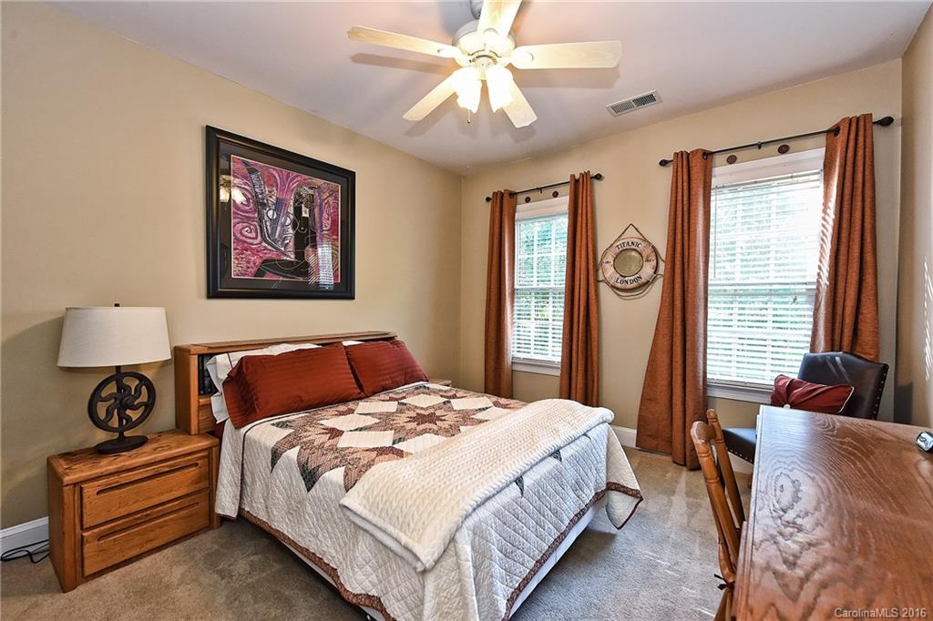 7104 Prescott Pond Lane Charlotte NC 28270