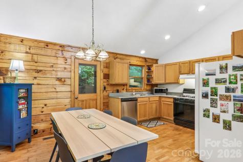 152 Trails End Lane Maggie Valley NC 28751