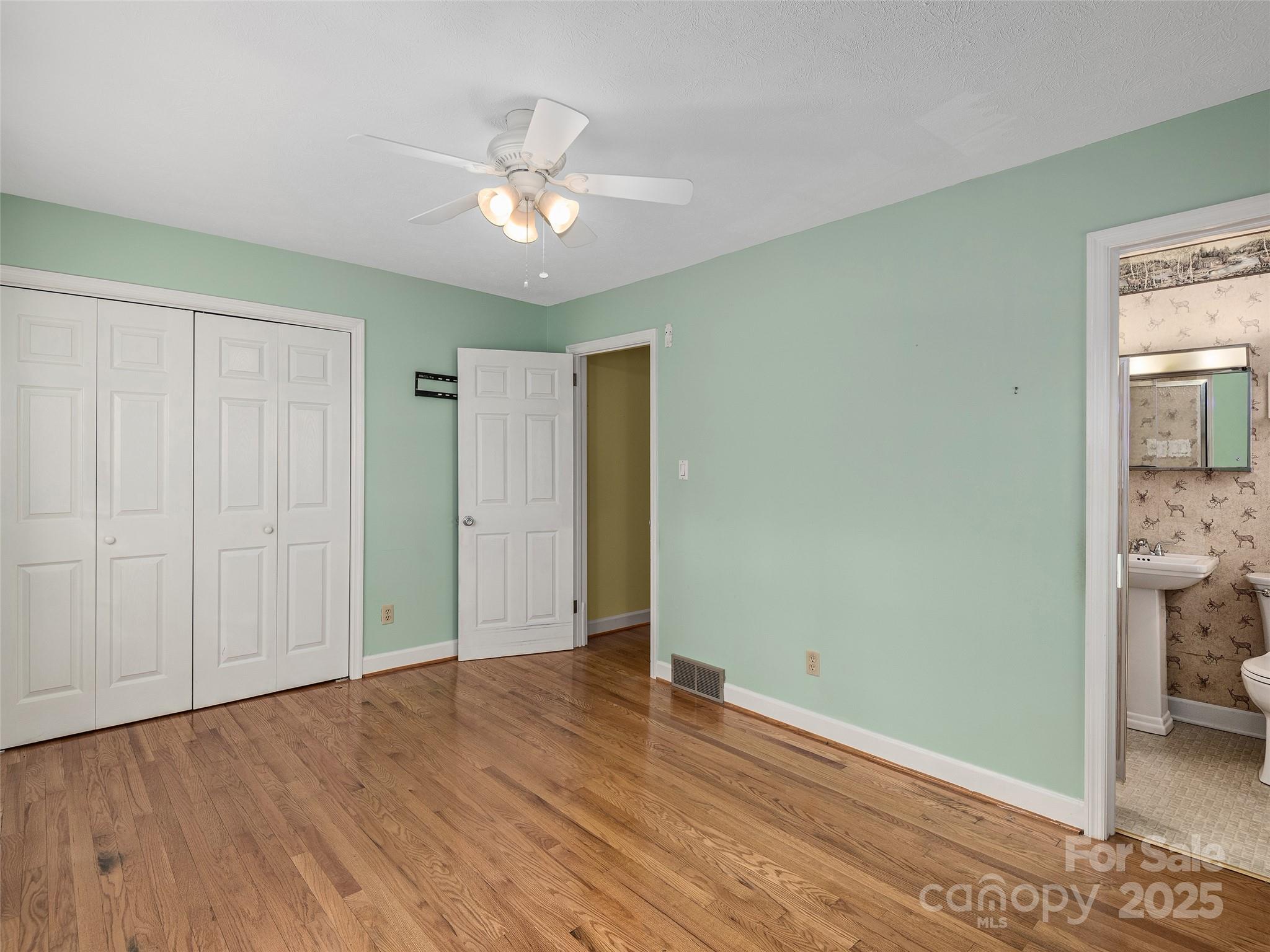 18 Mulberry Drive Arden NC 28704