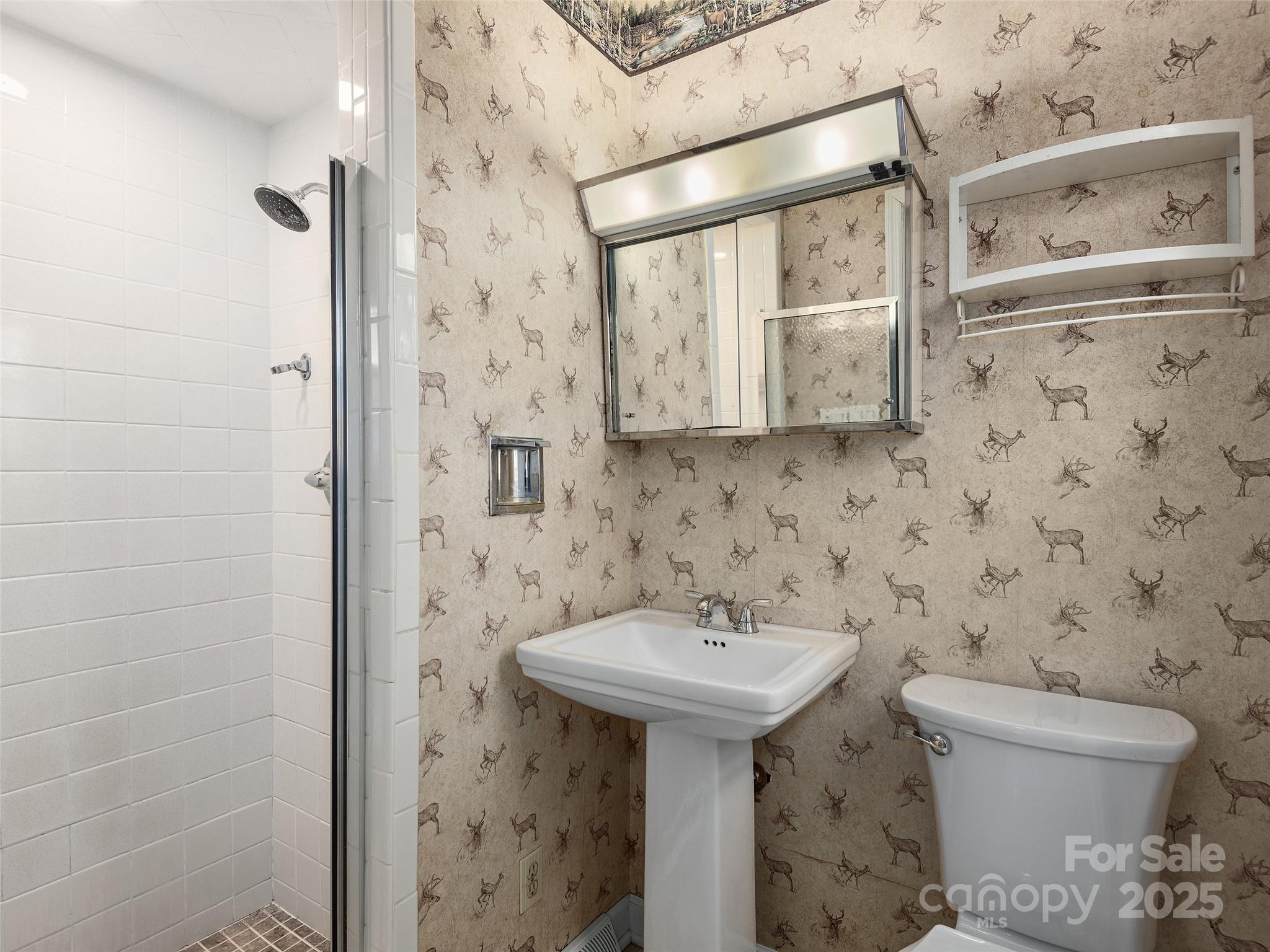 18 Mulberry Drive Arden NC 28704