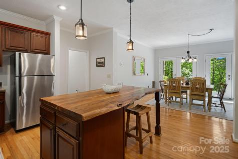 28 Back Stage Pass Canton NC 28716