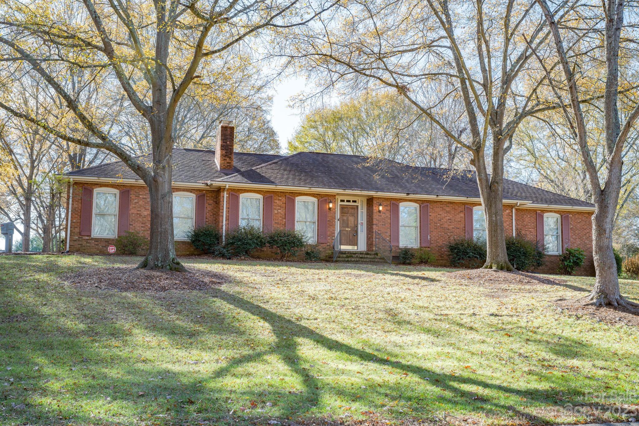 908 Belmorrow Drive Charlotte NC 28214