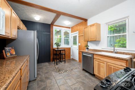 41 Michigan Avenue Asheville NC 28806
