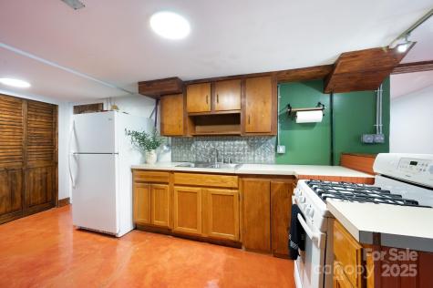 41 Michigan Avenue Asheville NC 28806