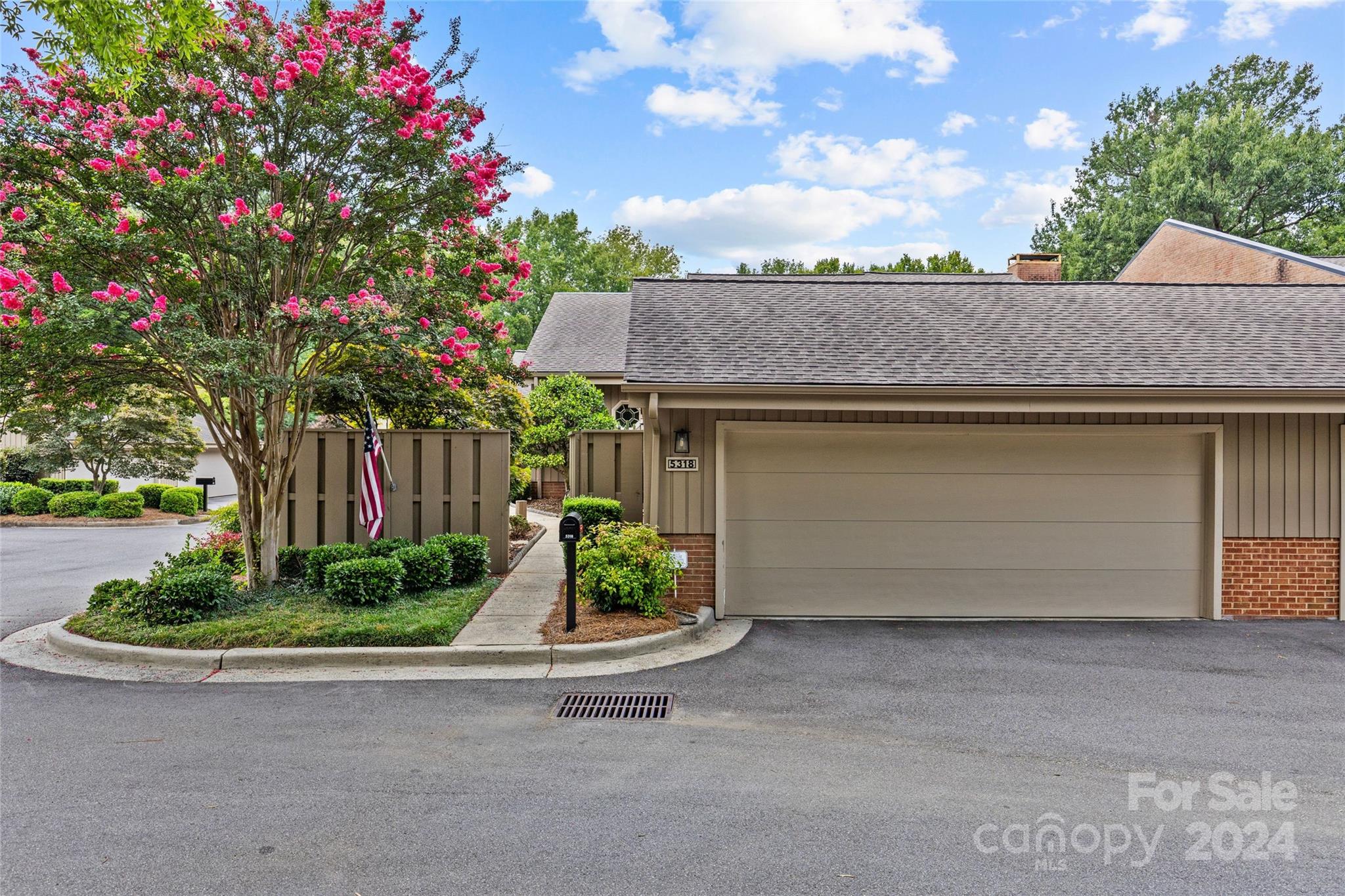 5318 Sandtrap Lane Charlotte NC 28226