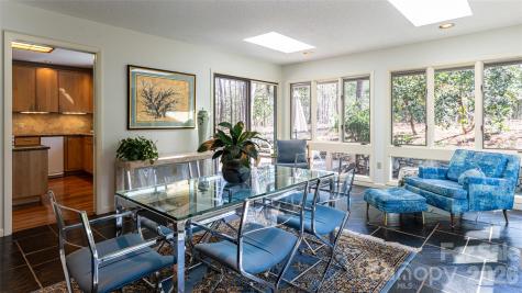 12 Stuyvesant Crescent Asheville NC 28803