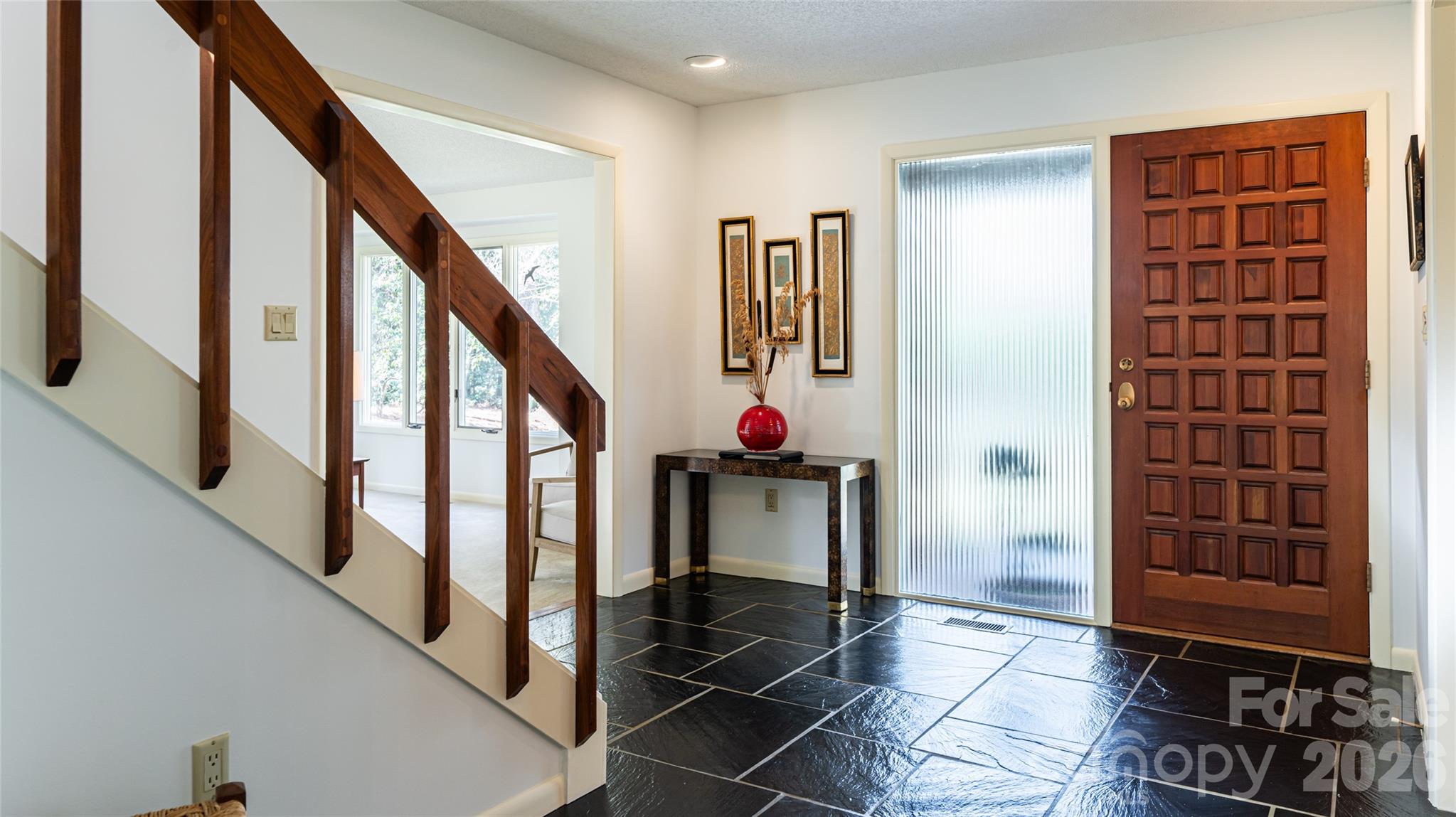 12 Stuyvesant Crescent Asheville NC 28803