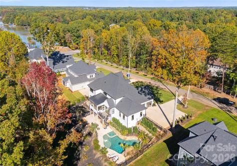 124 Direct Drive Mooresville NC 28117