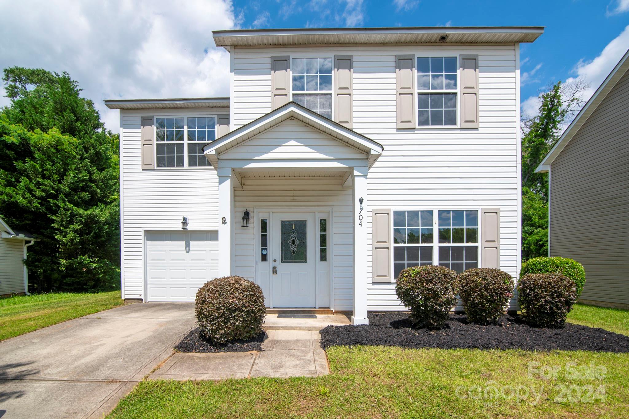 704 Raindrops Road Gastonia NC 28054