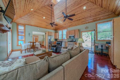 426 Cook Town Road Bakersville NC 28705