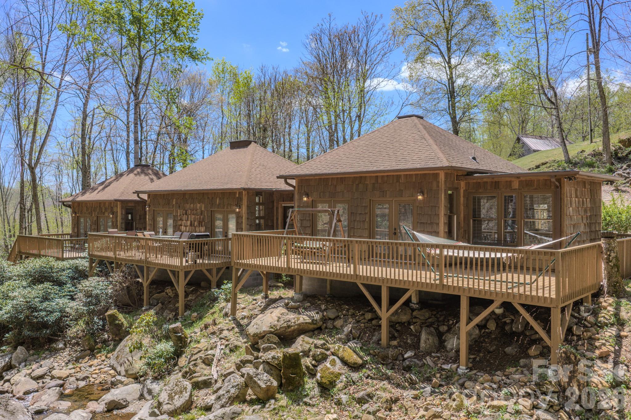426 Cook Town Road Bakersville NC 28705