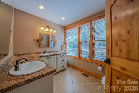 426 Cook Town Road Bakersville NC 28705
