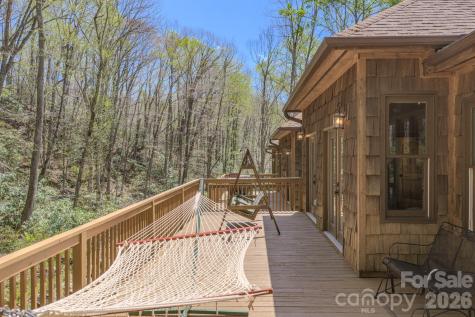 426 Cook Town Road Bakersville NC 28705