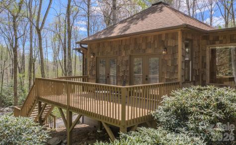 426 Cook Town Road Bakersville NC 28705