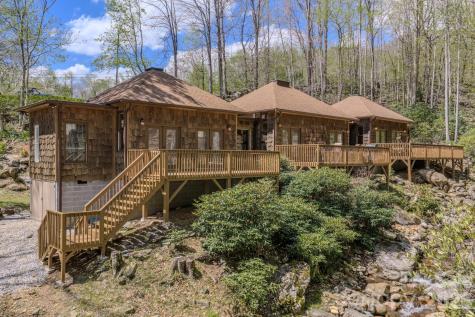 426 Cook Town Road Bakersville NC 28705