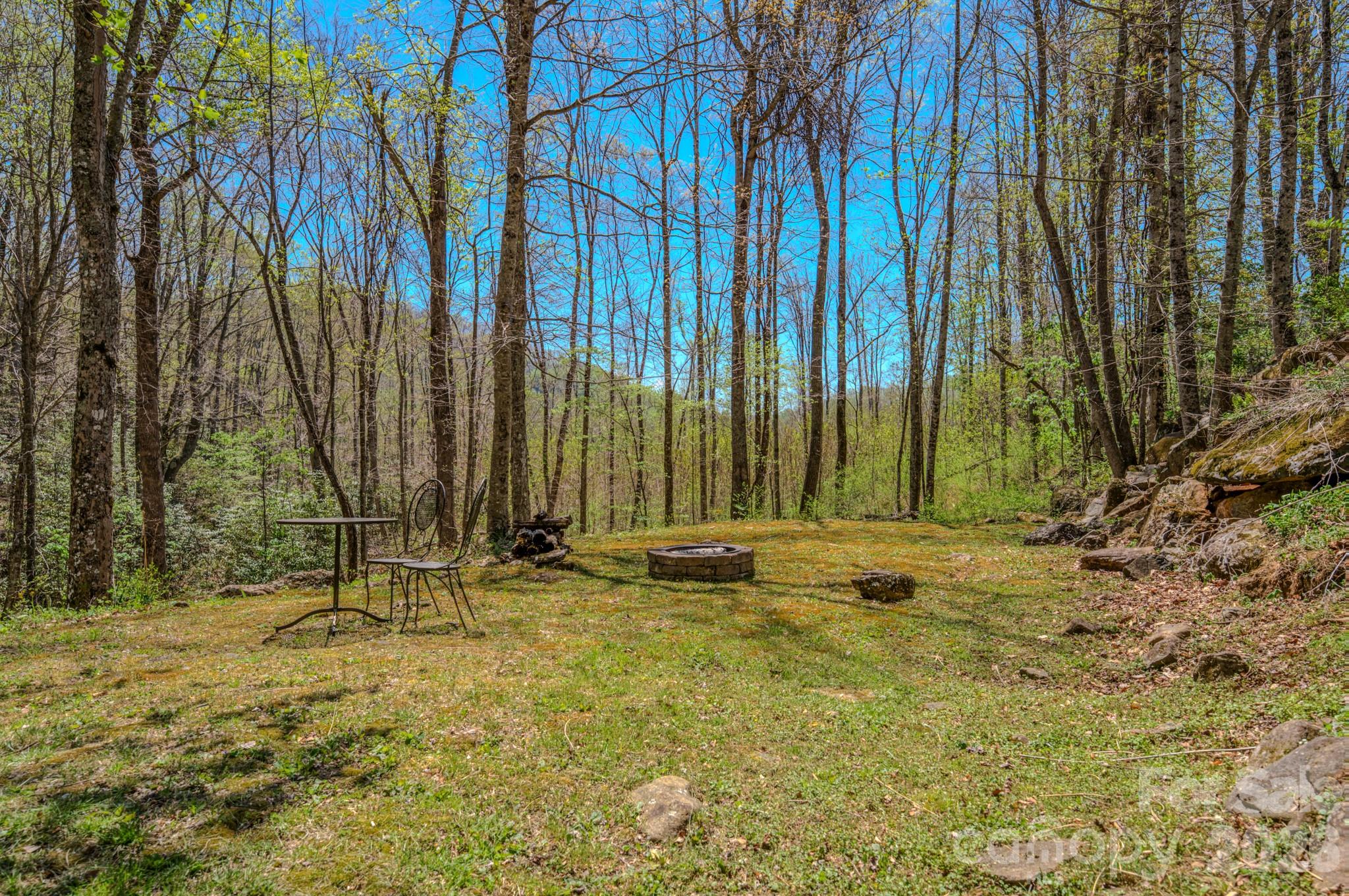 426 Cook Town Road Bakersville NC 28705