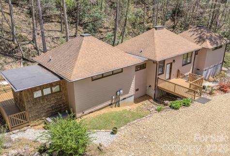 426 Cook Town Road Bakersville NC 28705