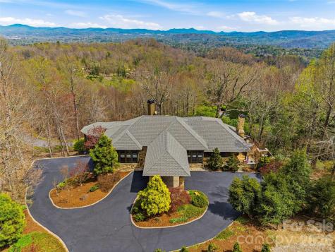 1000 Mcfarlane Way Hendersonville NC 28739