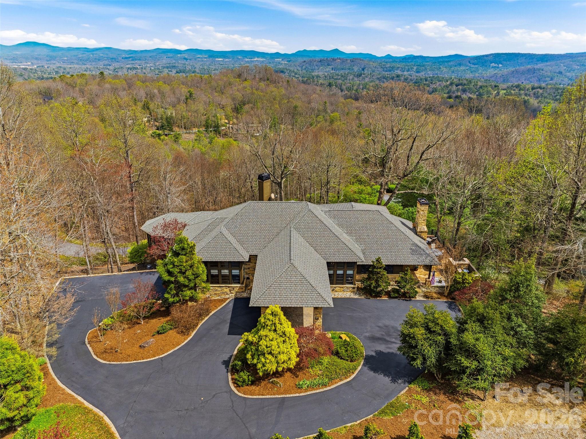 1000 Mcfarlane Way Hendersonville NC 28739