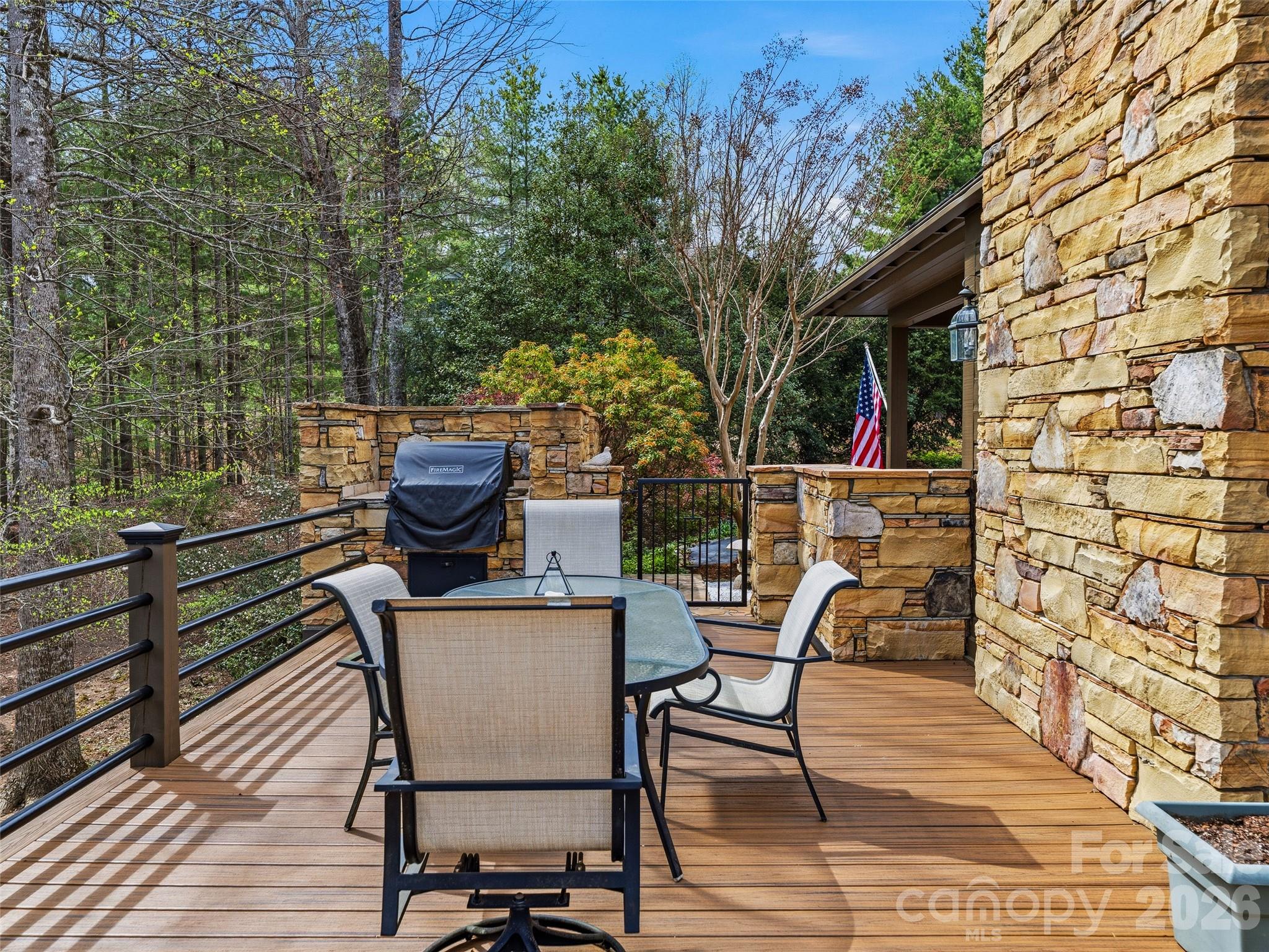 1000 Mcfarlane Way Hendersonville NC 28739