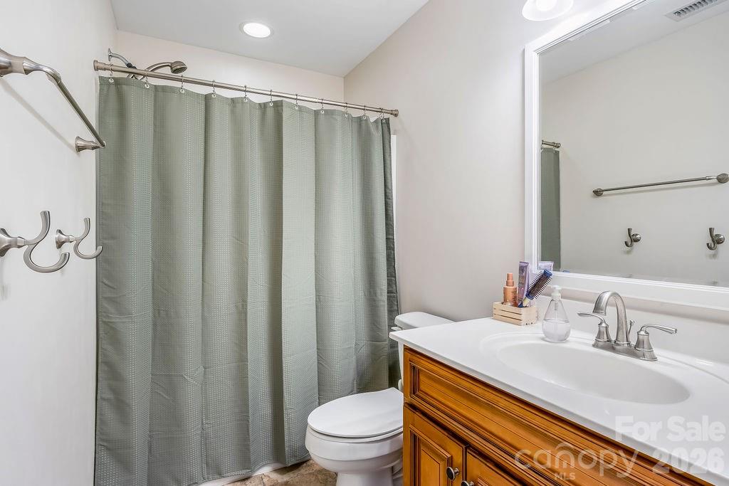 88 Apple Meadow Court Hendersonville NC 28739