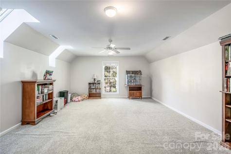 88 Apple Meadow Court Hendersonville NC 28739