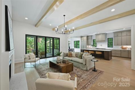 7011 Chateau Bordeaux Lane Charlotte NC 28270