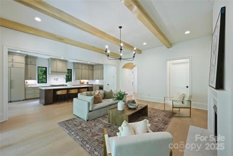 7011 Chateau Bordeaux Lane Charlotte NC 28270