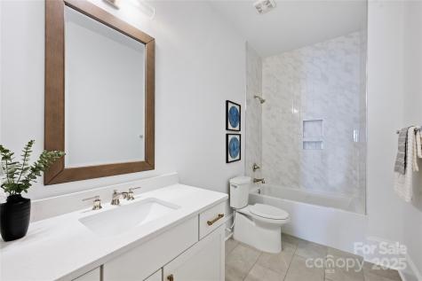 7011 Chateau Bordeaux Lane Charlotte NC 28270