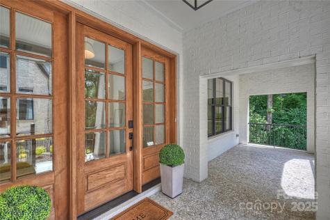 7011 Chateau Bordeaux Lane Charlotte NC 28270