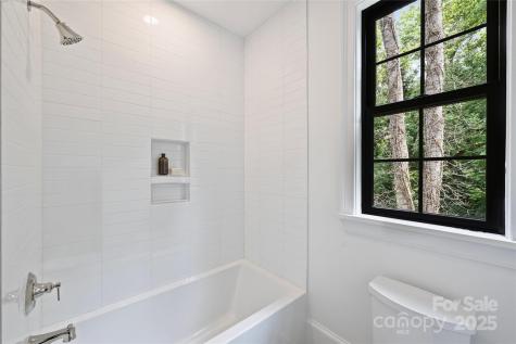 7011 Chateau Bordeaux Lane Charlotte NC 28270