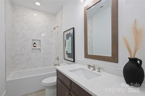 7011 Chateau Bordeaux Lane Charlotte NC 28270