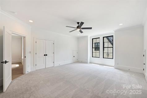7011 Chateau Bordeaux Lane Charlotte NC 28270