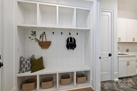 7011 Chateau Bordeaux Lane Charlotte NC 28270