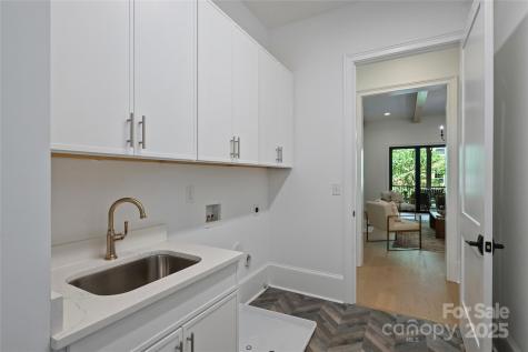 7011 Chateau Bordeaux Lane Charlotte NC 28270