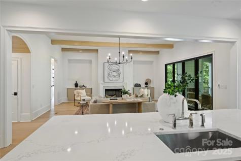 7011 Chateau Bordeaux Lane Charlotte NC 28270