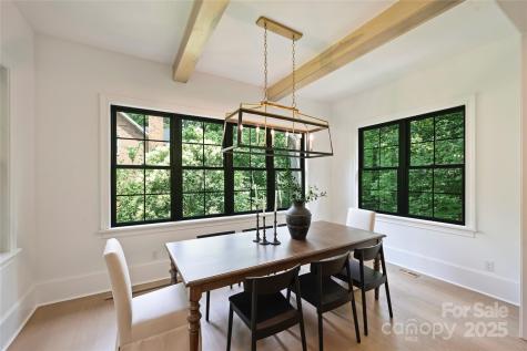 7011 Chateau Bordeaux Lane Charlotte NC 28270