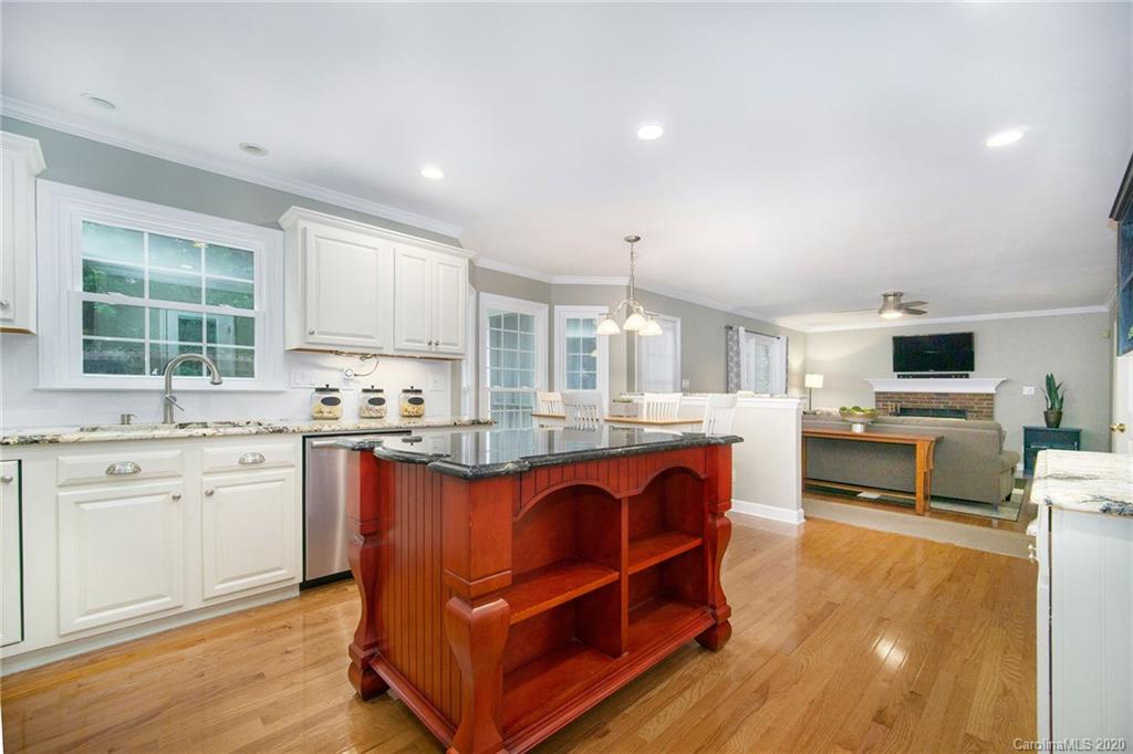 4301 Brownes Ferry Road Charlotte NC 28269