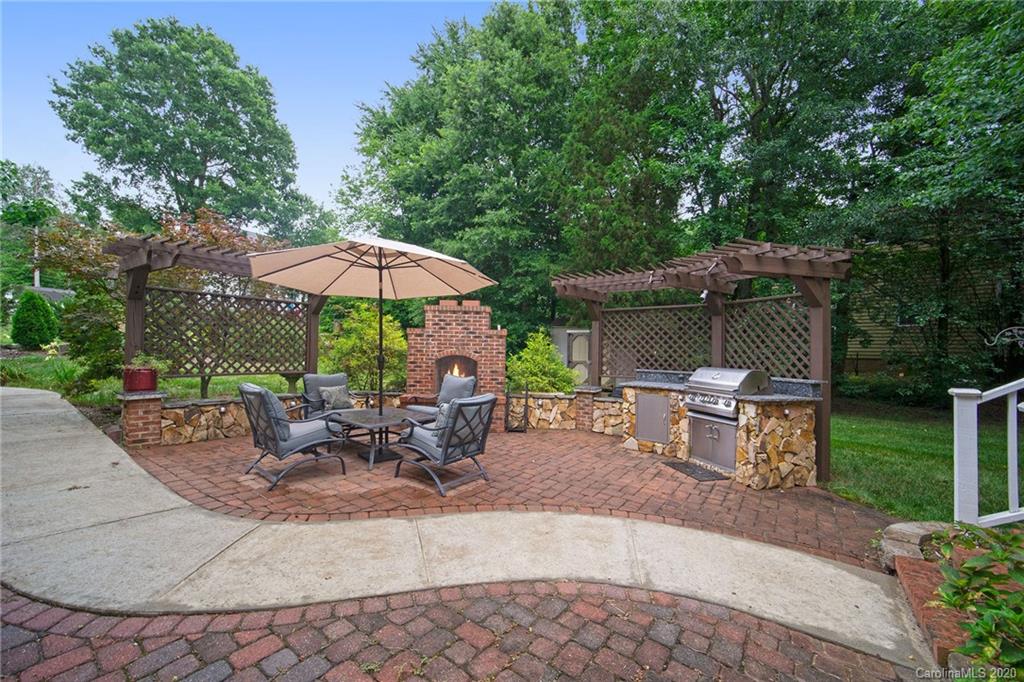 4301 Brownes Ferry Road Charlotte NC 28269