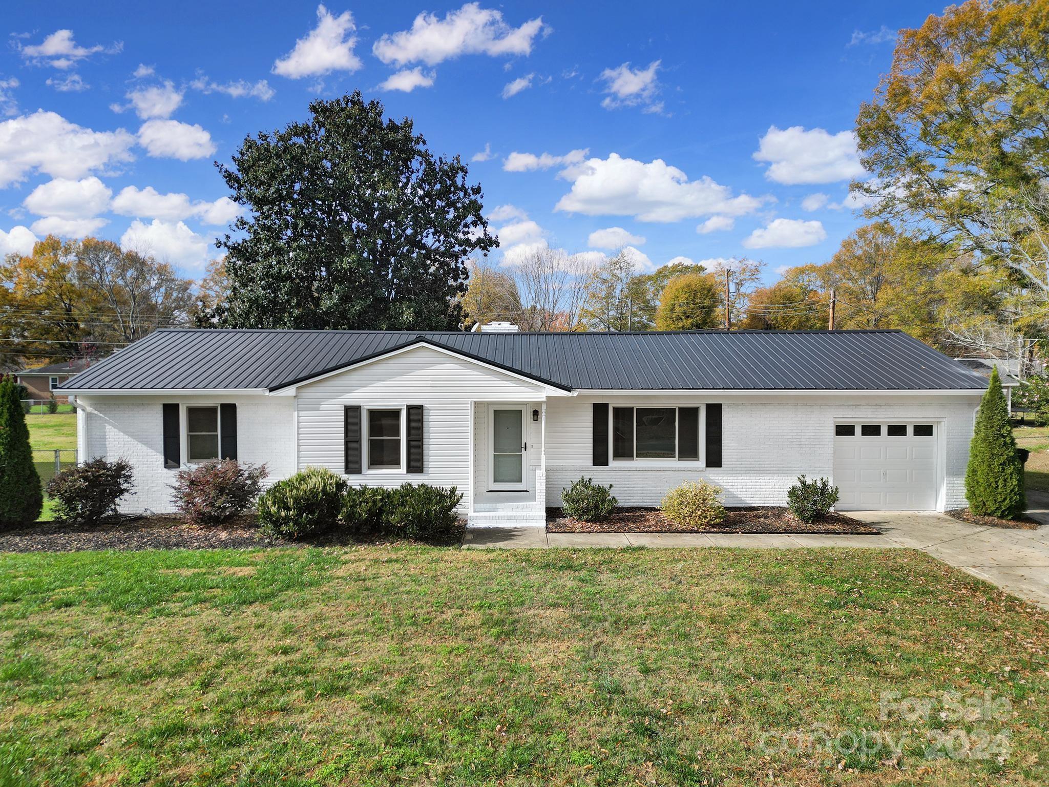 619 Fieldstone Road Mooresville NC 28115
