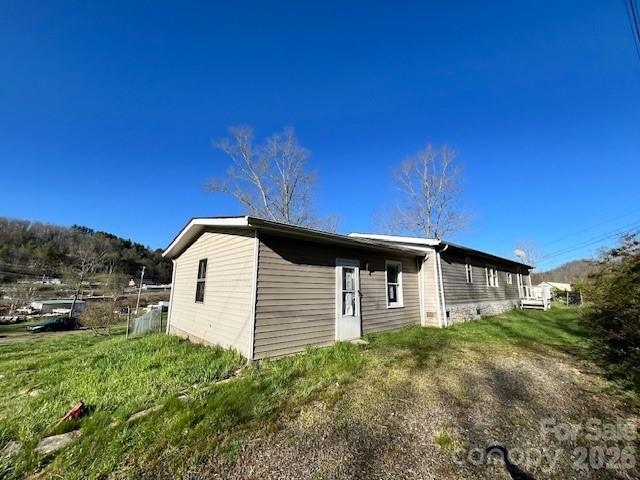 97 Oakland Drive Burnsville NC 28714